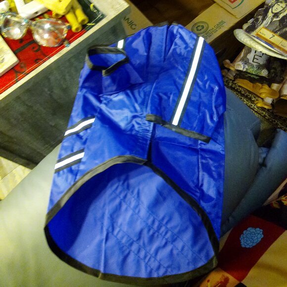 SHEIN final price no more discounts pls struggling Other - DOGGIE RAIN CUTE FOR SMALL DOG final price no more discounts pls struggling sing